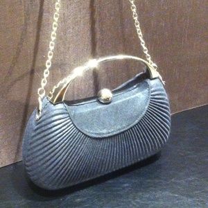 NATASHA COUTURE BLACK CLUTCH WITH LONG CHAIN